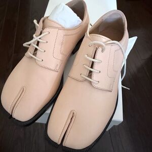BNIB Margiela tabi lace up 36